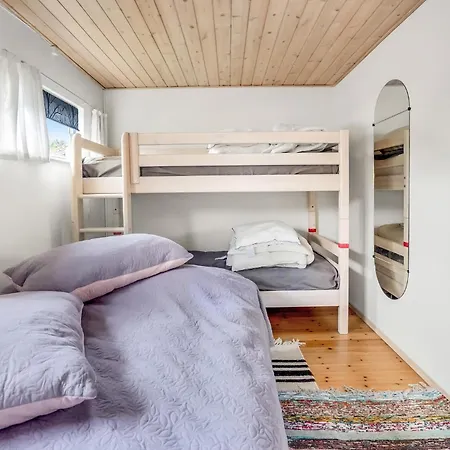 Prázdninový dům 2 Bedroom Nice In